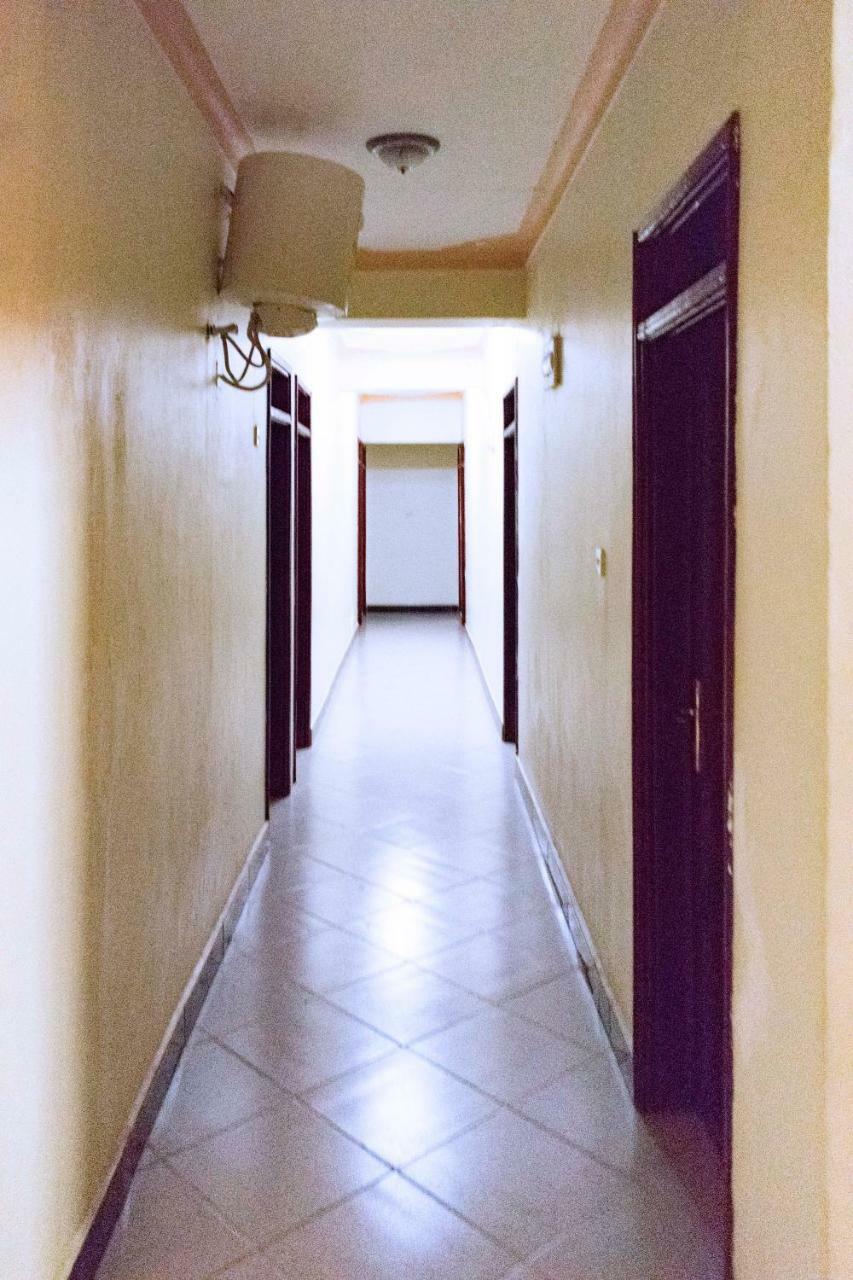 Relief Motel Fort Portal Ngoại thất bức ảnh