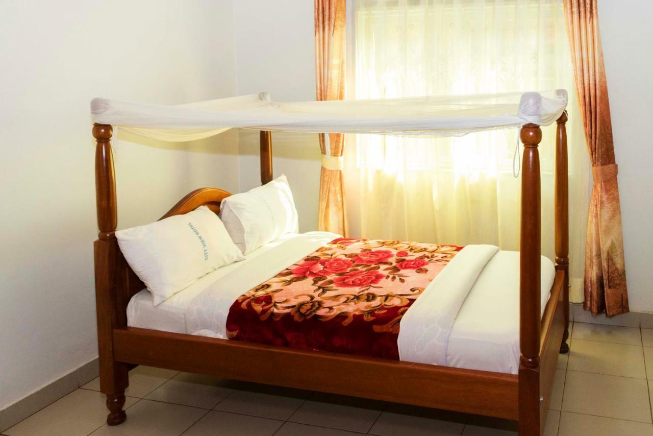 Relief Motel Fort Portal Ngoại thất bức ảnh